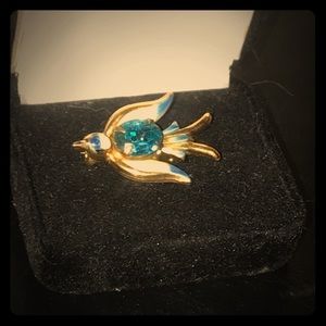 Vintage Coro brooch